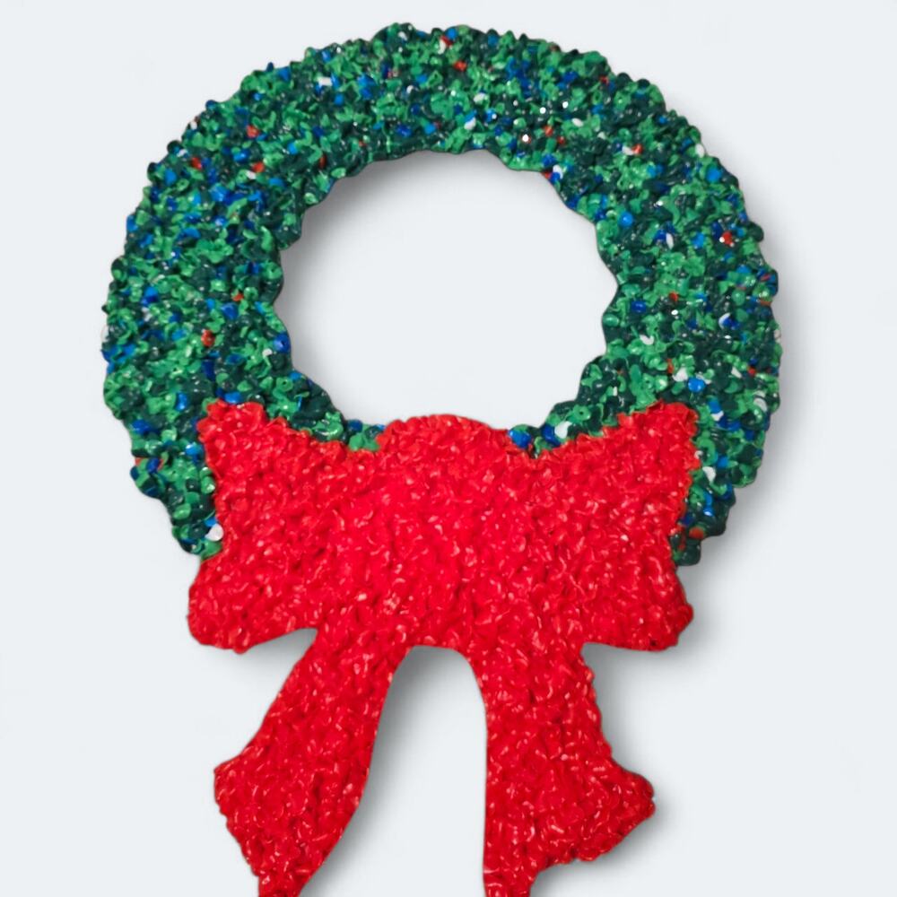 Vintage Melted Popcorn Plastic Wreath Christmas Decoration